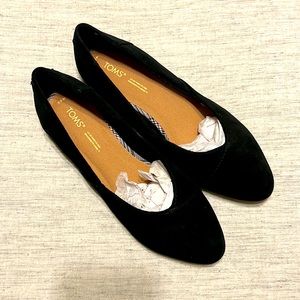 NWT Tom’s Jutti Neat Black Suede